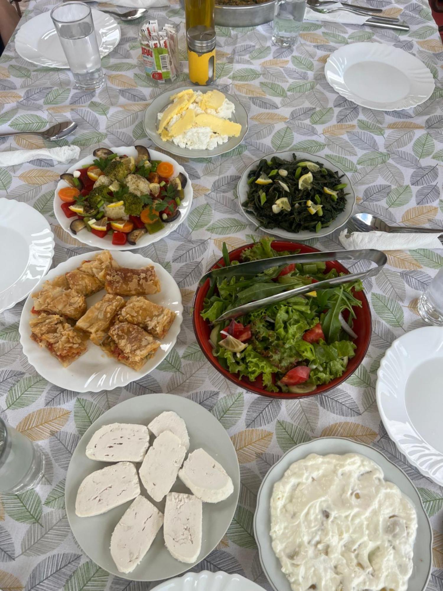 Elbasan Backpacker Hostel Екстер'єр фото