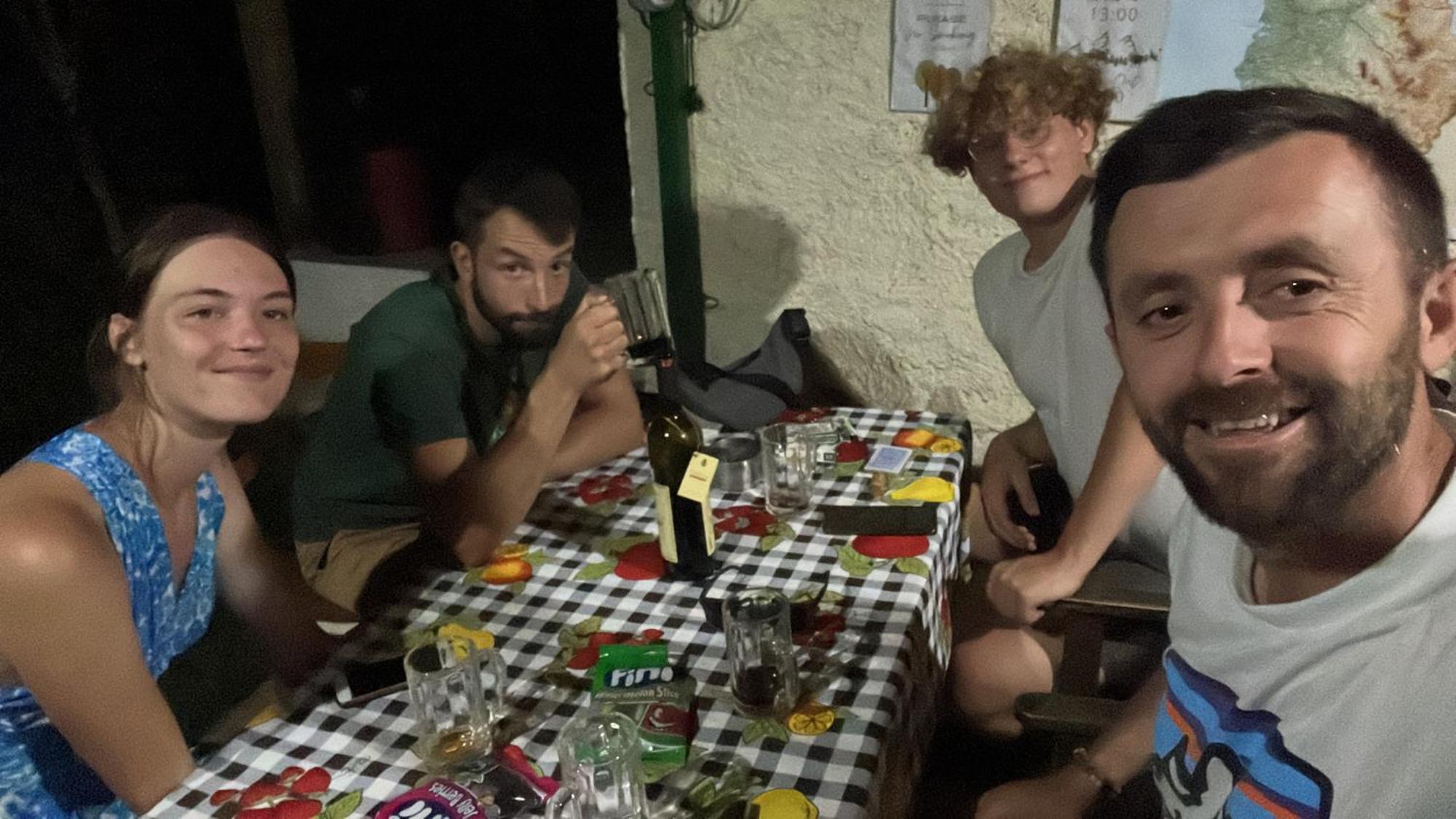 Elbasan Backpacker Hostel Екстер'єр фото