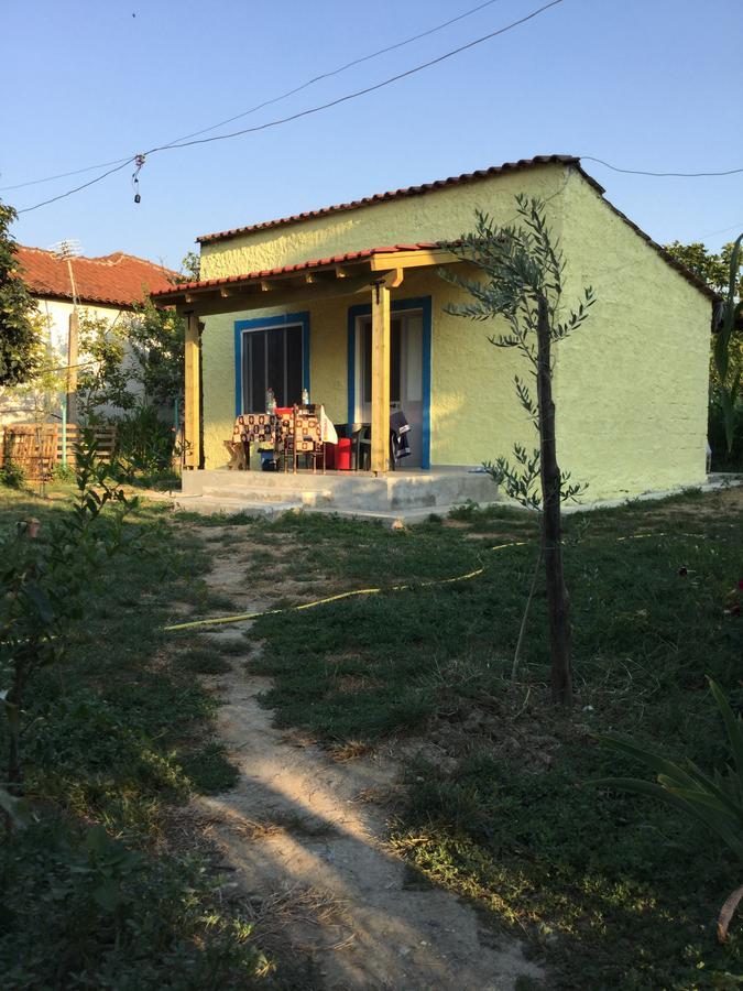 Elbasan Backpacker Hostel Екстер'єр фото